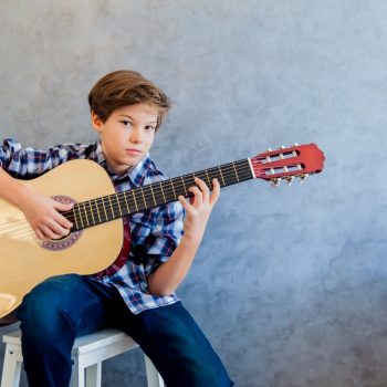 edad ideal para empezar a tocar la guitarra